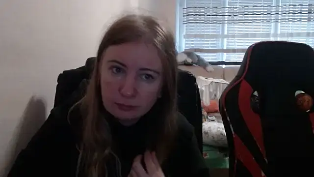 PeterAndJen online show from 10-24-25, 06:12