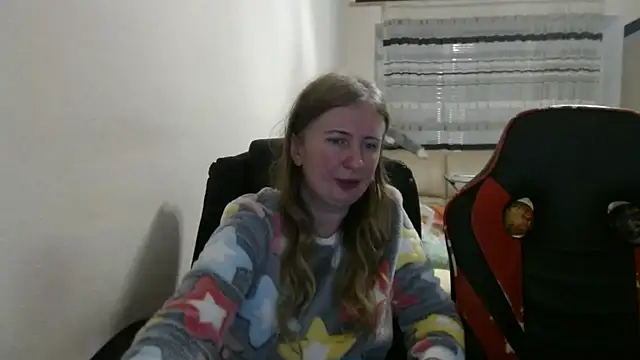 PeterAndJen online show from 11-24-25, 07:58