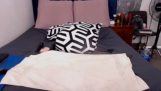 BootyCallEver online show from 09-12-25, 10:04