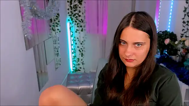 Orfeya online show from 12-20-25, 04:10