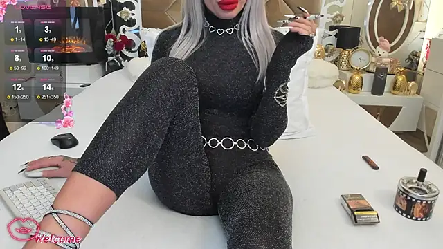 Snapshot of hotgirlsmoking_69xxx chatting on 03-15-25, 03:16 hotgirlsmoking 69xxx online show from 03-15-25, 03:16