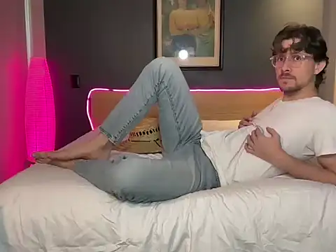 mcklister kinky feets online show from 02-16-26, 09:34