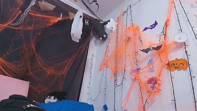 timkerbell  online show from 10-23-25, 07:23