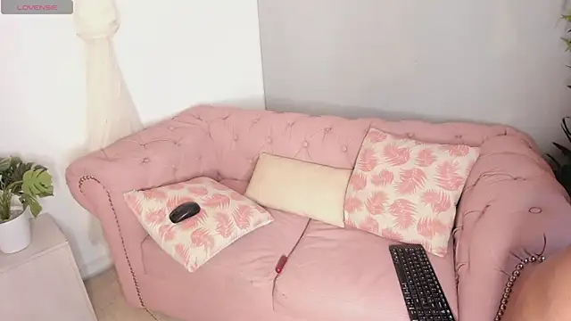 Snooky Clinton online show from 10-10-25, 12:55