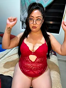 MileyGia online show from 10-16-25, 03:15
