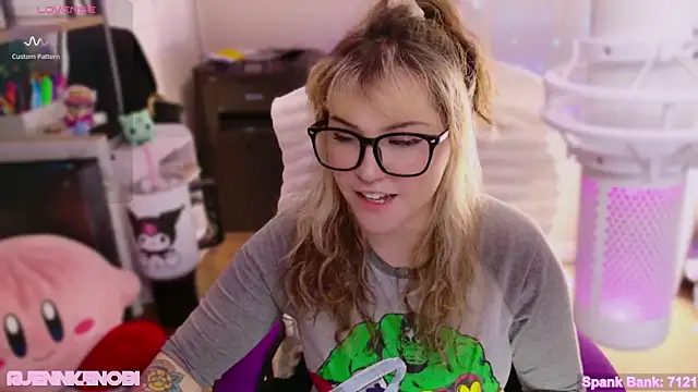 JennKenobi online show from 02-27-25, 04:10