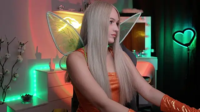 MrsTenderBeast online show from 11-24-25, 04:18