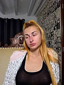 Snapshot of kylie_blck chatting on 01-16-26, 05:17 kylie blck online show from 01-16-26, 05:17