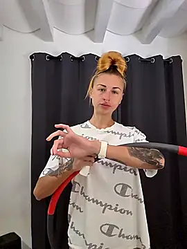 kylie blck online show from 04-18-26, 08:05