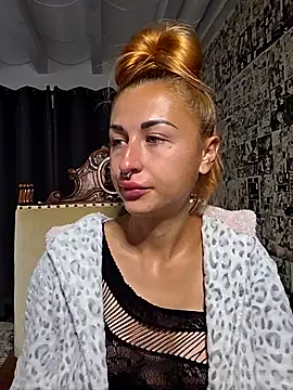 kylie blck online show from 10-13-25, 04:14