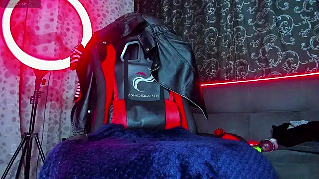 Lightt Yagami online show from 10-23-25, 06:45