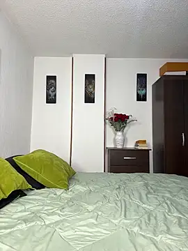 Angela isabella online show from 03-05-26, 09:33