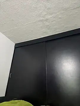 Angela isabella online show from 12-19-25, 12:03