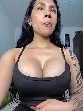 Snapshot of Angela_isabella chatting on 04-22-26, 05:53 Angela isabella online show from 04-22-26, 05:53