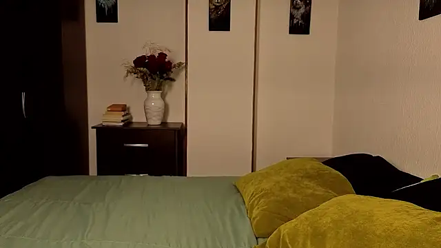 Angela isabella online show from 01-10-26, 12:28