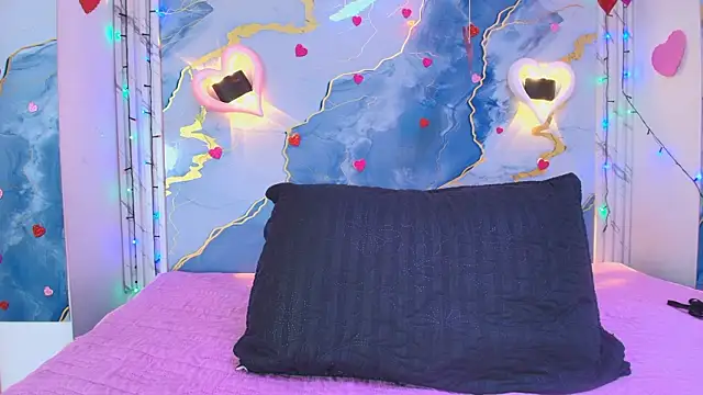 lorrayne  online show from 02-19-26, 12:13