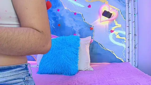 lorrayne  online show from 02-28-26, 12:16