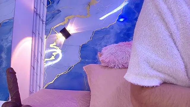 lorrayne  online show from 11-14-25, 12:31