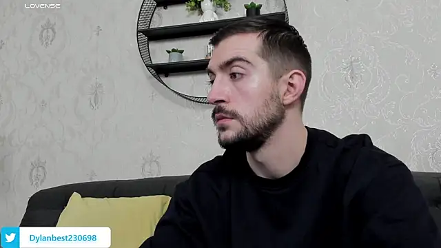 Snapshot of Dylan_Best chatting on 01-13-26, 11:30 Dylan Best online show from 01-13-26, 11:30