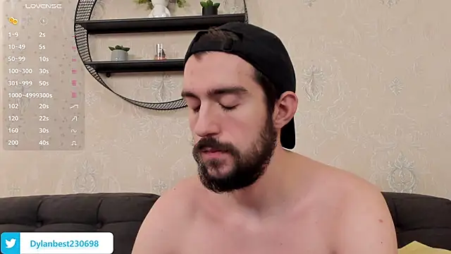 Snapshot of Dylan_Best chatting on 12-18-25, 12:38 Dylan Best online show from 12-18-25, 12:38