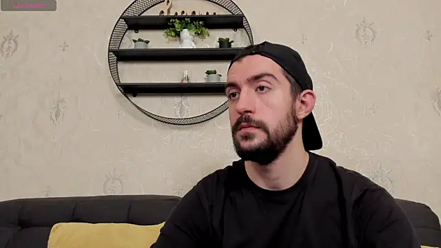 Dylan Best online show from 03-25-26, 02:33