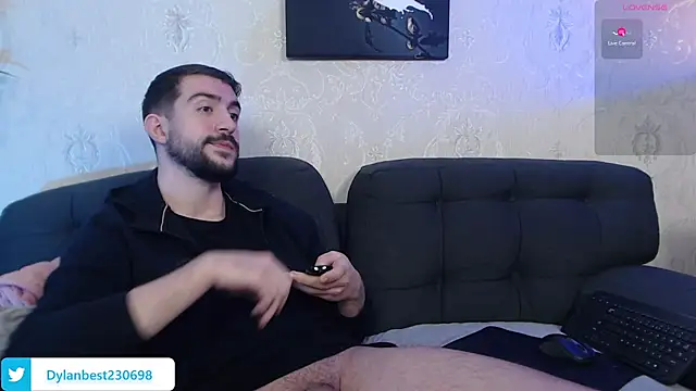 Snapshot of Dylan_Best chatting on 02-12-25, 12:05 Dylan Best online show from 02-12-25, 12:05