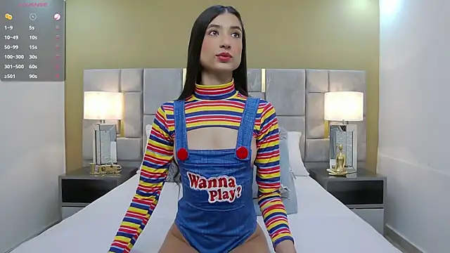 Little Amarantha online show from 10-31-25, 01:24