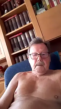 Snapshot of Einhorn527 chatting on 10-23-25, 09:08 Einhorn527 online show from 10-23-25, 09:08
