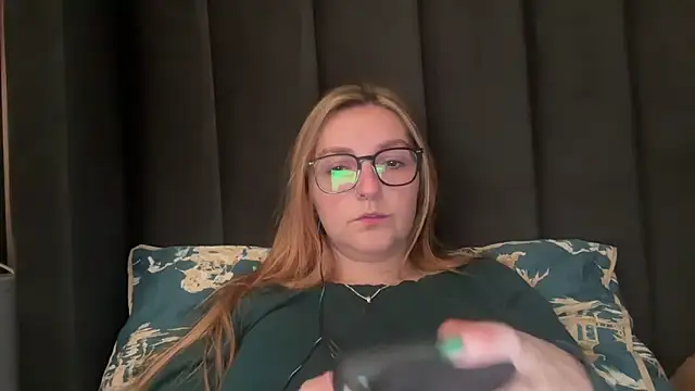 short sweetpea online show from 09-21-25, 12:21