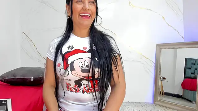 IsiisLovei online show from 12-02-25, 02:41