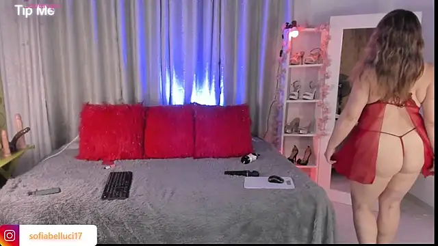 Snapshot of sofiiBell chatting on 05-07-26, 12:48 sofiiBell online show from 05-07-26, 12:48