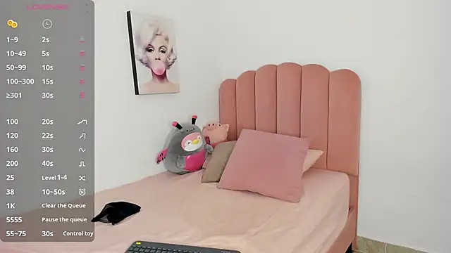 julieth sanz online show from 02-24-25, 11:10