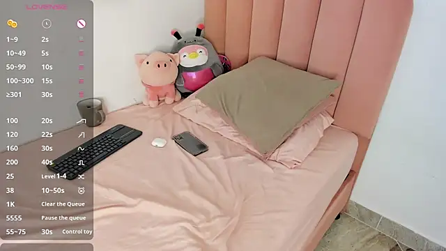 julieth sanz online show from 02-21-25, 12:06