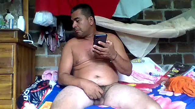 Snapshot of axomen chatting on 03-04-26, 07:54 axomen online show from 03-04-26, 07:54