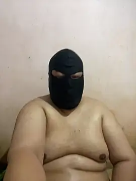 ilovepoochai online show from 11-12-25, 04:44