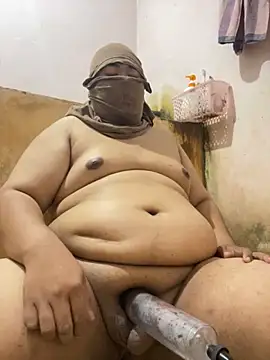 ilovepoochai online show from 10-27-25, 02:51