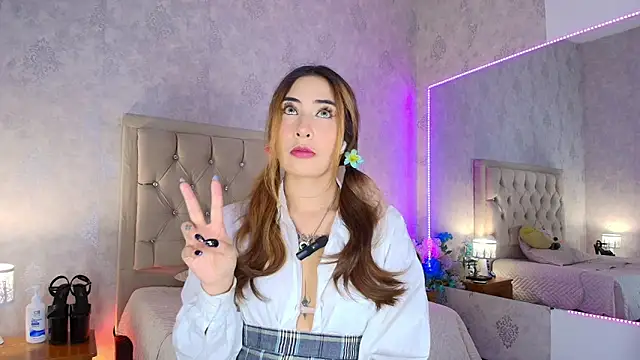 nini love01 online show from 11-21-25, 04:11