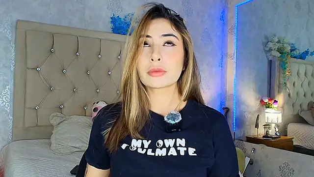 nini love01 online show from 06-12-26, 03:37