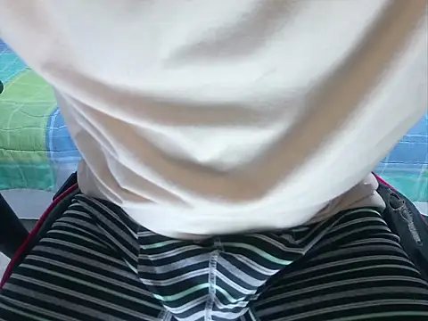 TeddyGominola  online show from 02-08-25, 10:08