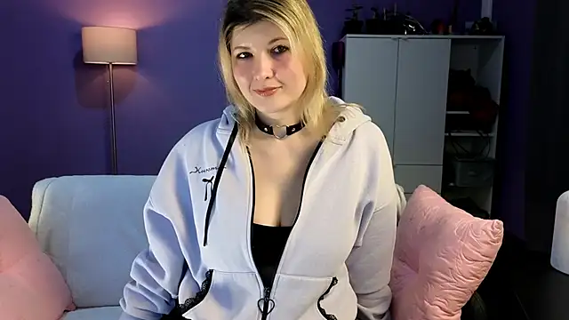 Snapshot of olisunny5 chatting on 02-13-26, 10:32 olisunny5 online show from 02-13-26, 10:32