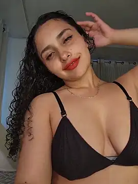 Lucy Marin online show from 02-17-26, 04:37