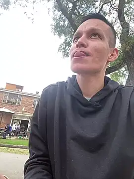 Snapshot of yequeal chatting on 02-26-25, 05:53 yequeal online show from 02-26-25, 05:53