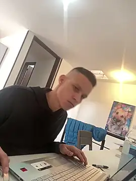 Snapshot of yequeal chatting on 03-04-25, 05:34 yequeal online show from 03-04-25, 05:34