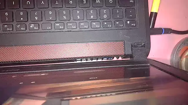 atlwebbie75 online show from 10-03-25, 01:34