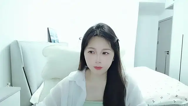 Sunset glow online show from 04-16-26, 01:50