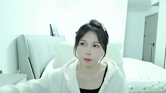 Sunset glow online show from 11-08-25, 02:09