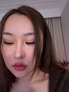 sphynx- - online show from 12-19-25, 11:45