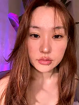 Snapshot of sphynx-_- chatting on 09-29-25, 11:16 sphynx- - online show from 09-29-25, 11:16