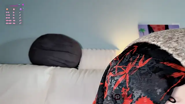 Snapshot of sphynx-_- chatting on 01-12-25, 07:53 sphynx- - online show from 01-12-25, 07:53