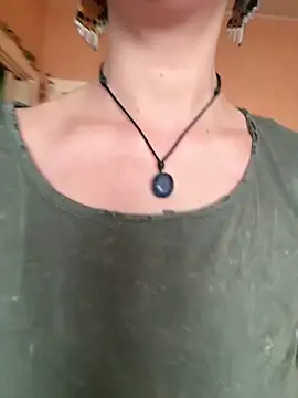 MenaDreadfull online show from 04-07-26, 02:19